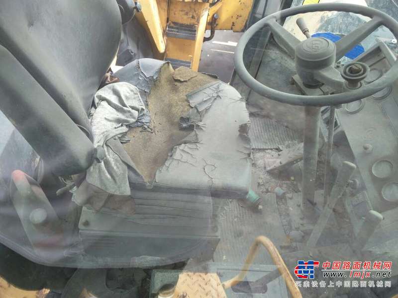 山西出售转让二手2800小时2008年柳工CLG852装载机