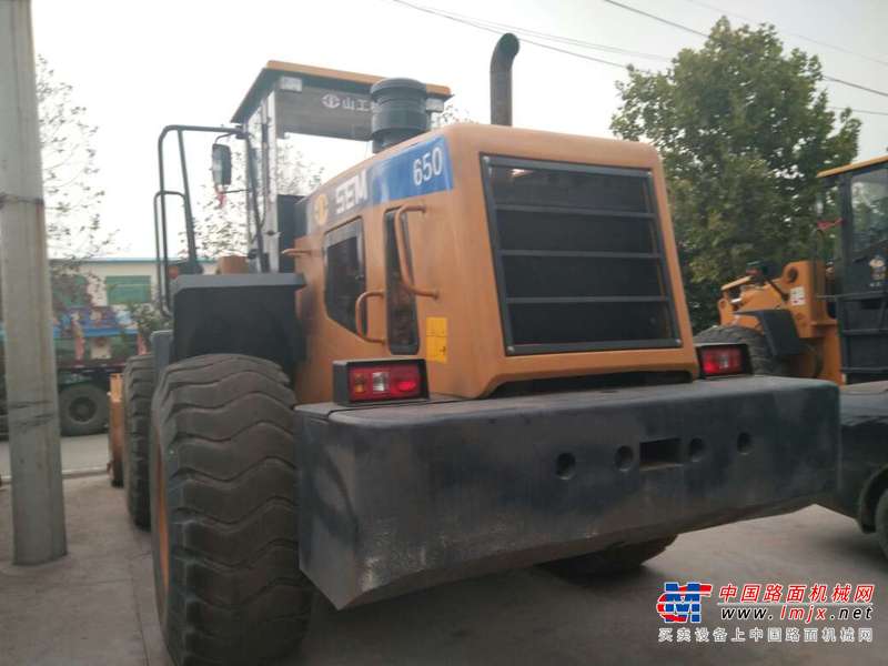 山东出售转让二手2300小时2013年山工SEM650装载机