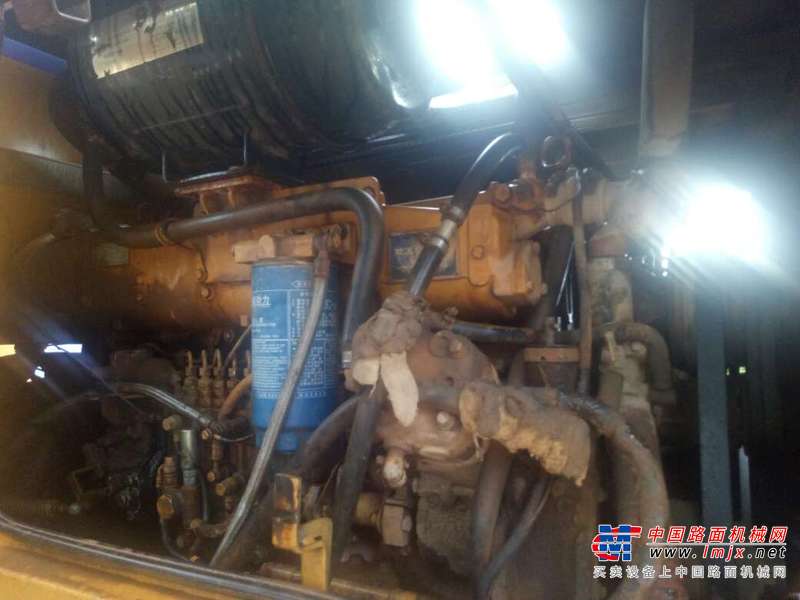 江西出售转让二手7600小时2010年龙工850装载机