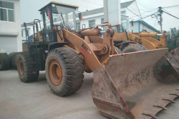 山东出售转让二手2500小时2013年山工SEM650B装载机