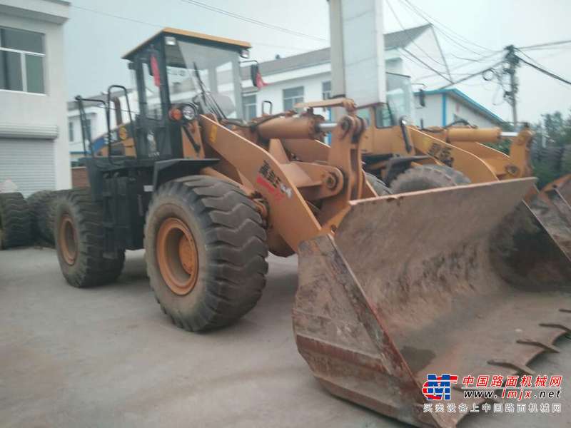 山东出售转让二手2500小时2013年山工SEM650B装载机
