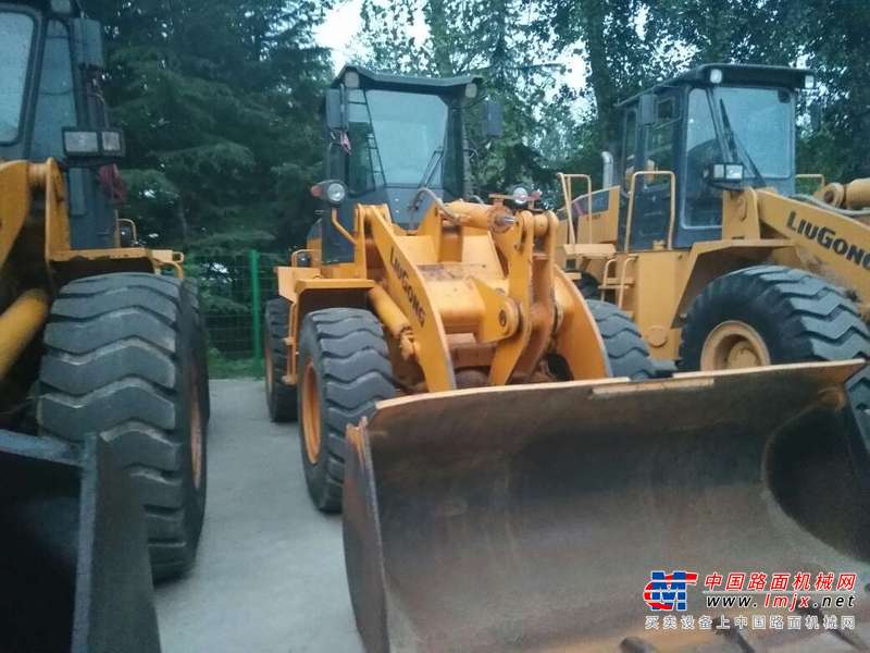 山东出售转让二手2600小时2014年柳工CLG833装载机