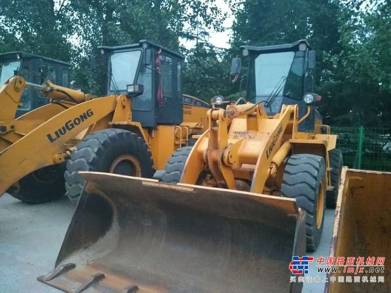 山东出售转让二手2600小时2014年柳工CLG833装载机