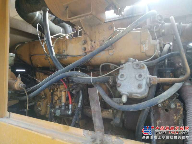 辽宁出售转让二手9000小时2010年龙工LG853装载机