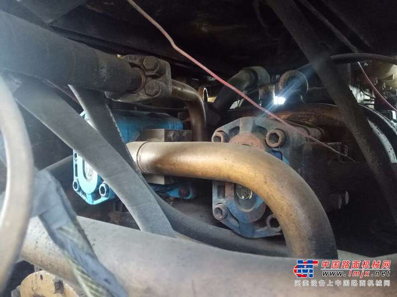 山西出售转让二手5000小时2009年龙工LG850装载机