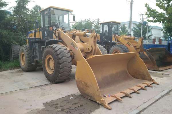 山东出售转让二手1600小时2015年山工SEM650B装载机
