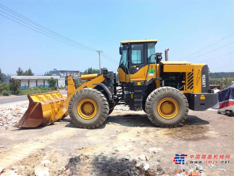 山东出售转让二手2300小时2015年临工LG953N装载机