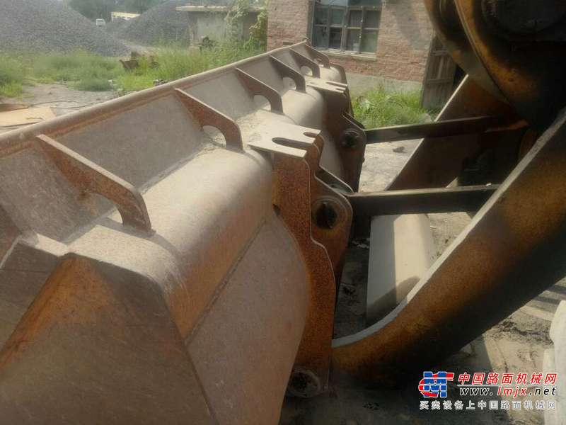 辽宁出售转让二手9000小时2006年龙工ZL50D装载机