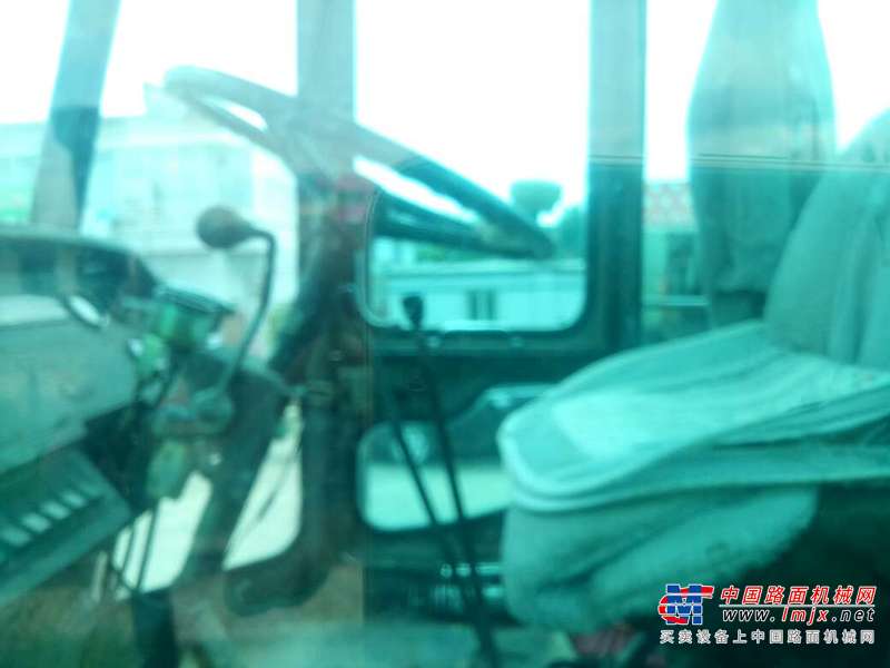 辽宁出售转让二手9000小时2006年徐工LW520F装载机