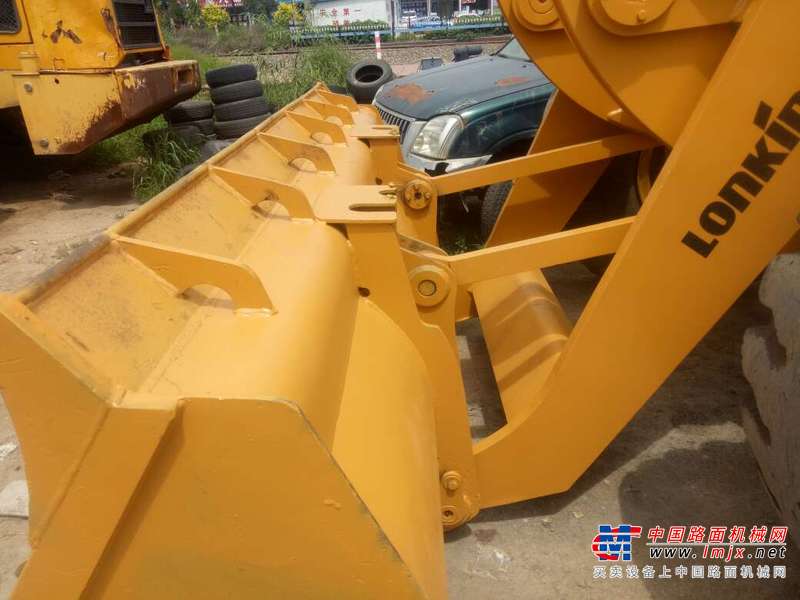辽宁出售转让二手9000小时2007年龙工LG850装载机