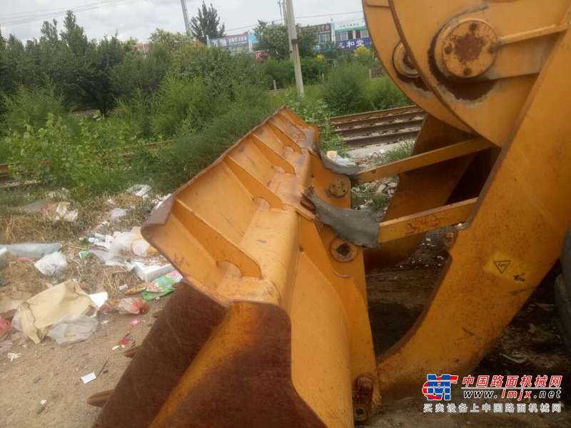 辽宁出售转让二手9000小时2008年龙工LG850装载机