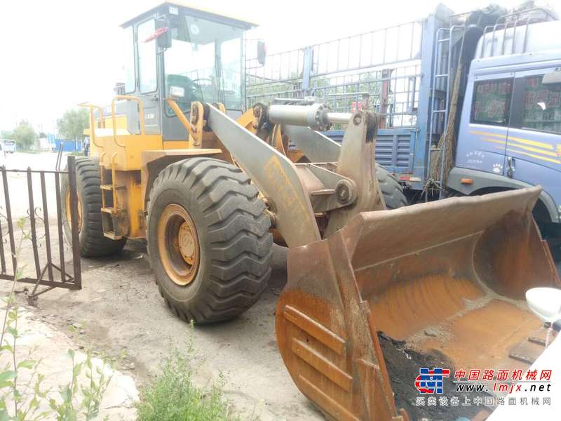 辽宁出售转让二手9000小时2008年徐工LW541F装载机