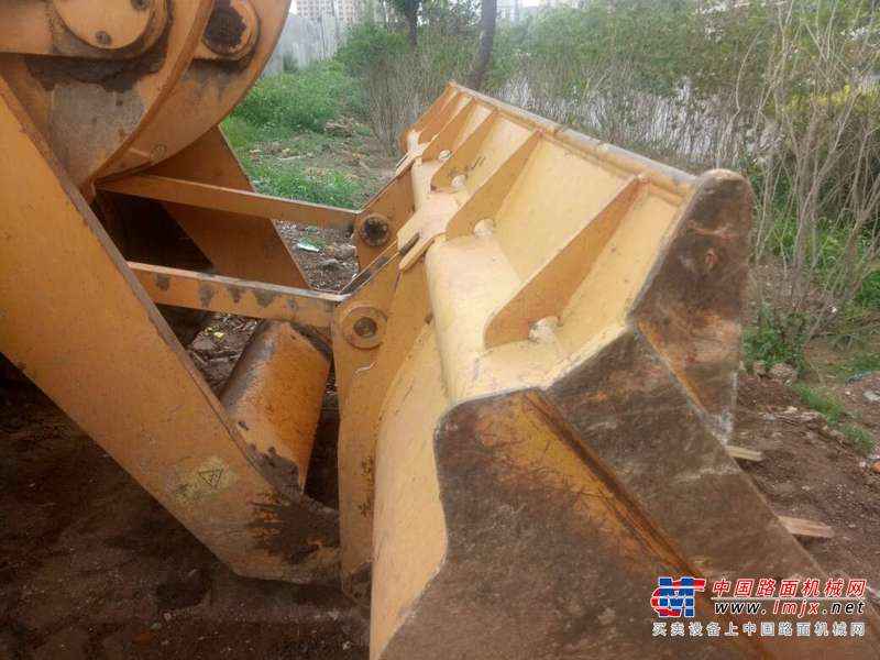 辽宁出售转让二手10000小时2007年龙工LG850装载机