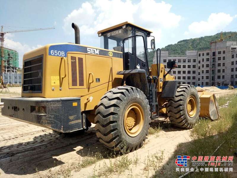 山西出售转让二手4000小时2014年山工SEM650B装载机