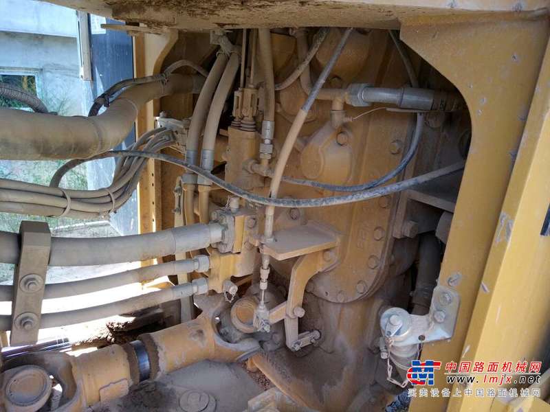 山西出售转让二手4000小时2014年山工SEM650B装载机