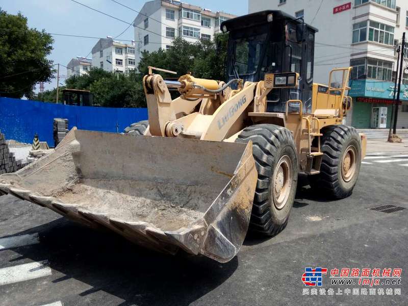 山西出售转让二手3950小时2013年柳工CLG855N装载机