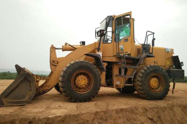 辽宁出售转让二手6000小时2011年山工ZL30F装载机