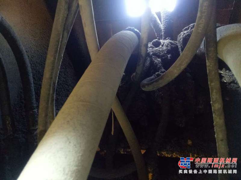 吉林出售转让二手4324小时2010年柳工CLG856装载机