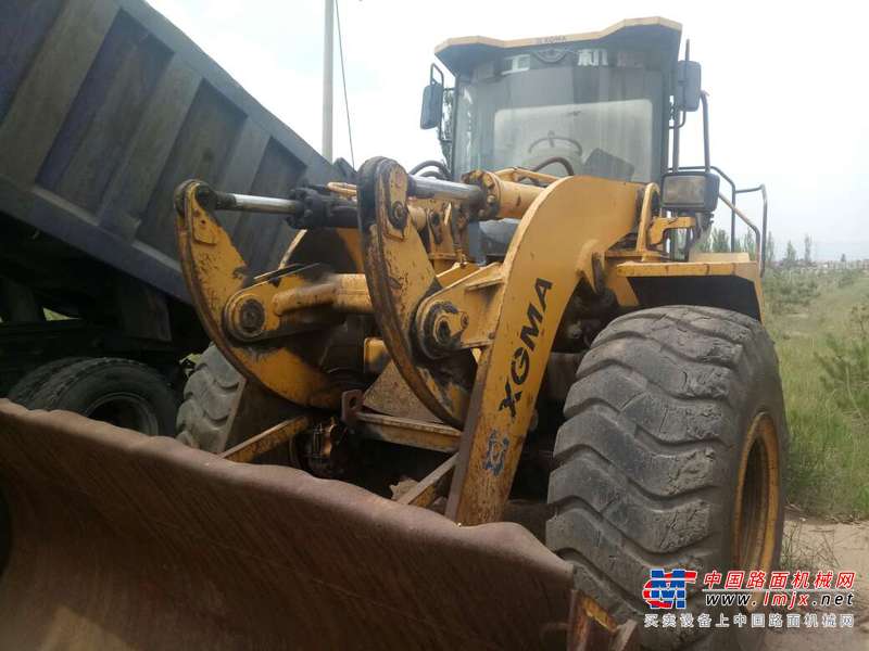 山西出售转让二手8000小时2010年龙工ZL50C装载机