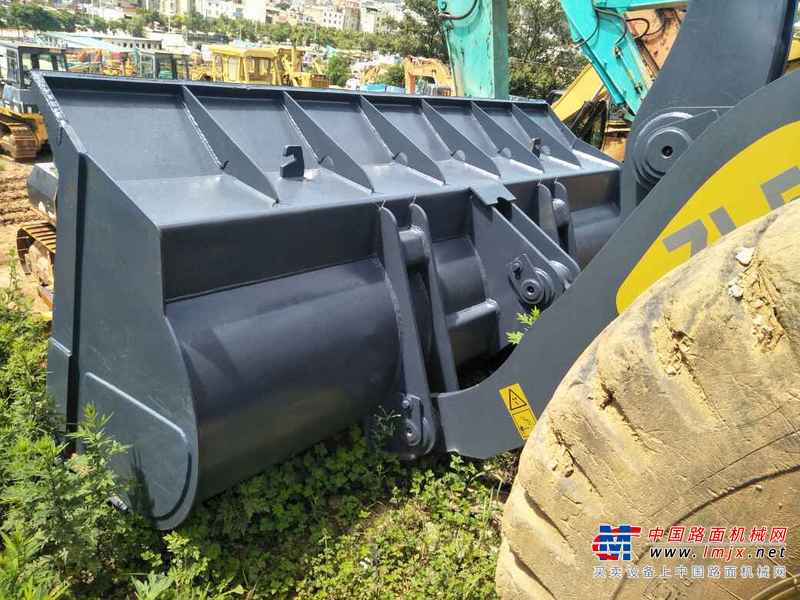 云南出售转让二手3000小时2010年徐工ZL50G装载机