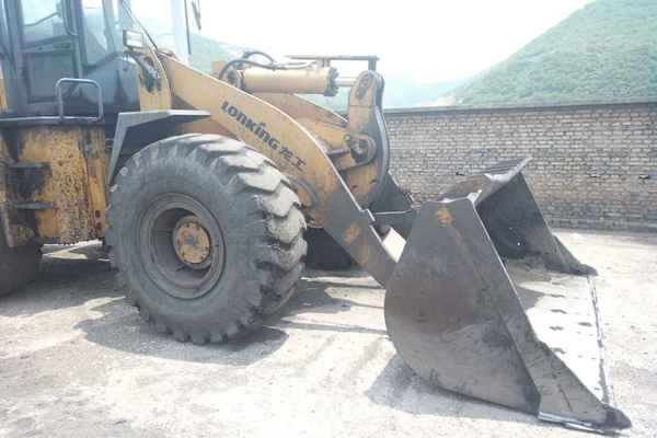 山西出售转让二手6000小时2011年龙工LG853B装载机