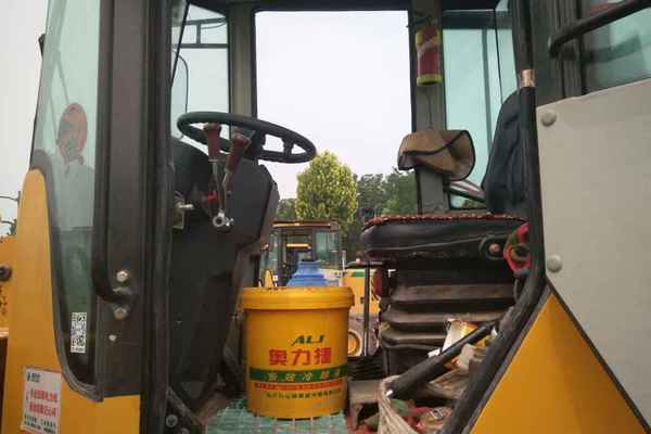 山东出售转让二手700小时2016年海宏重工CTX932装载机
