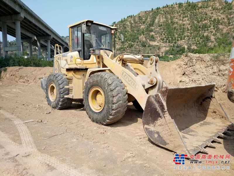 山西出售转让二手5000小时2013年福田雷沃FL955F装载机