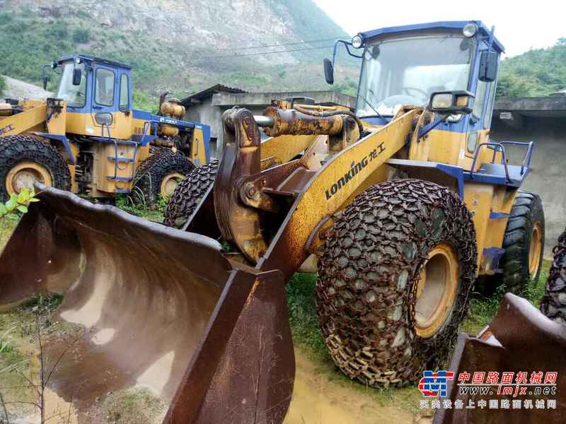 贵州出售转让二手8655小时2009年龙工LG853装载机