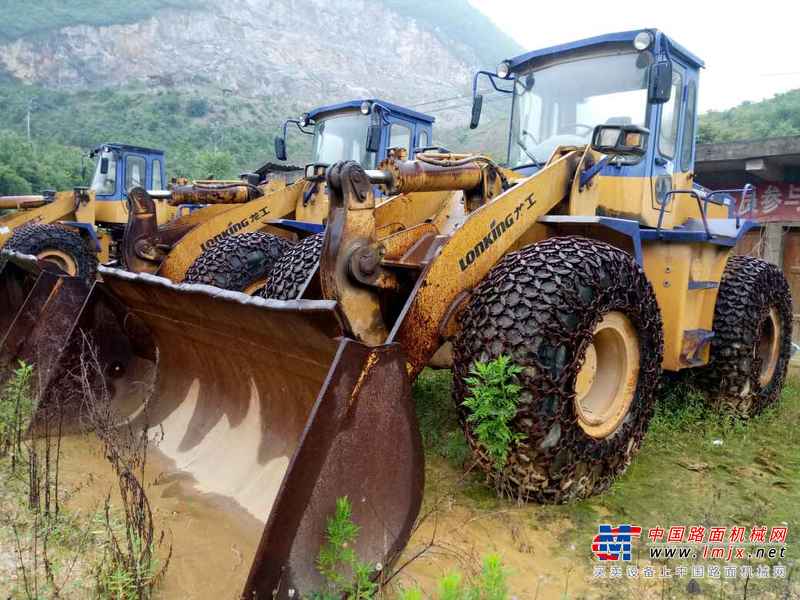 贵州出售转让二手8561小时2009年龙工LG853装载机
