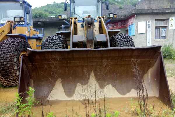 贵州出售转让二手8561小时2009年龙工LG853装载机