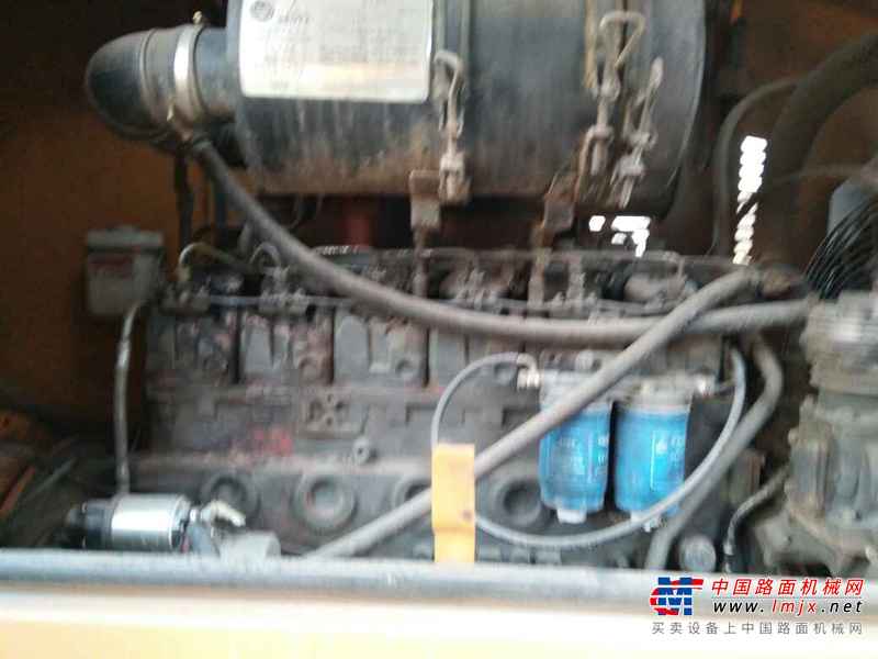 辽宁出售转让二手3000小时2011年龙工LG833B装载机