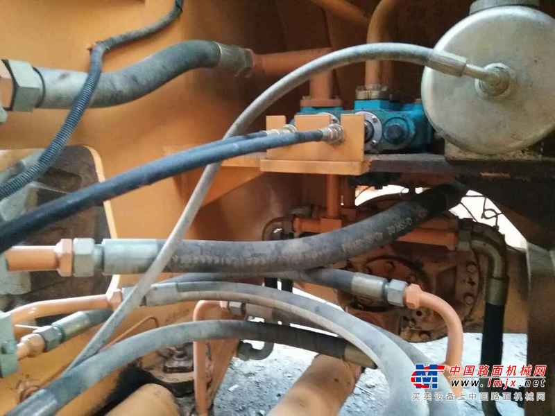 辽宁出售转让二手3500小时2011年龙工LG855B装载机