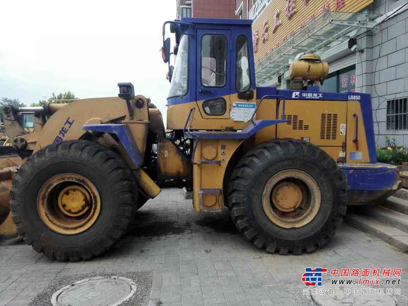 辽宁出售转让二手10000小时2008年龙工LG855装载机