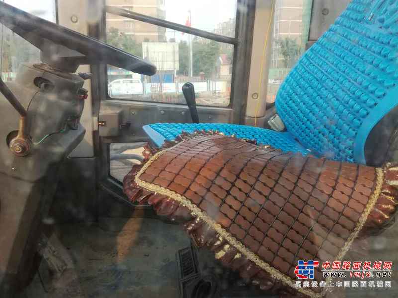 山东出售转让二手1000小时2010年龙工LG833B装载机