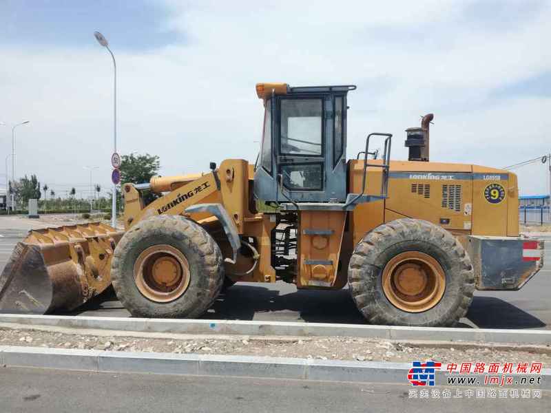 宁夏出售转让二手6400小时2009年龙工LG855B装载机