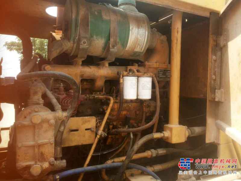 河北出售转让二手10000小时2005年柳工CLG833装载机