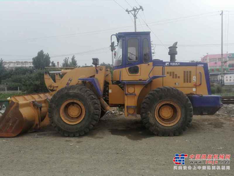 辽宁出售转让二手9200小时2008年龙工LG850装载机