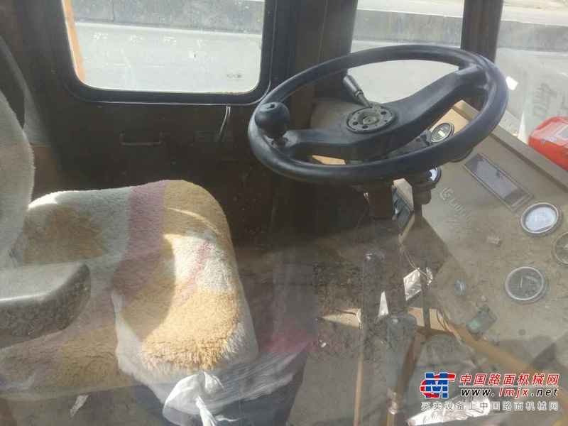 黑龙江出售转让二手8900小时2010年柳工CLG50C装载机