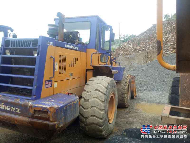江西出售转让二手9200小时2010年龙工850装载机