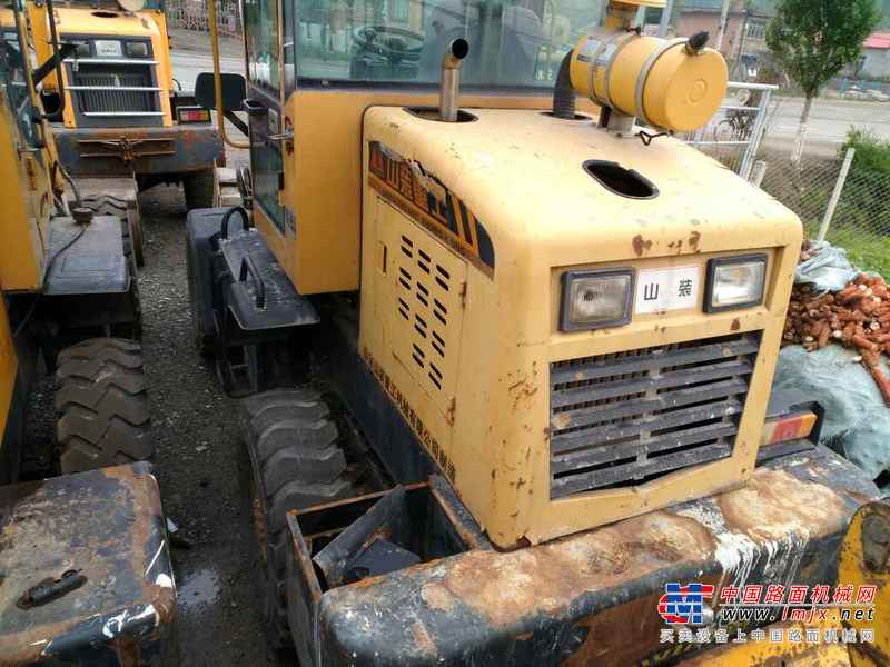 吉林出售转让二手1000小时2012年山装重工ZL15装载机