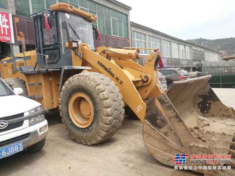 陕西出售转让二手5000小时2011年龙工LG855B装载机
