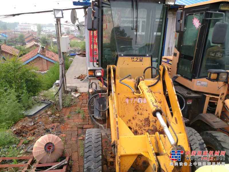 吉林出售转让二手1000小时2013年鲁宇ZL16装载机