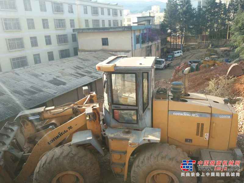 云南出售转让二手7861小时2009年龙工LG835B装载机