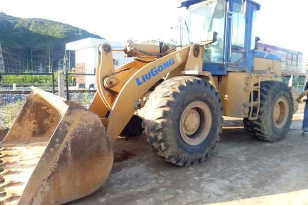 陕西出售转让二手2700小时2007年龙工LG855装载机