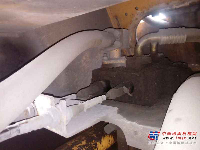 山西出售转让二手9000小时2011年柳工CLG855装载机