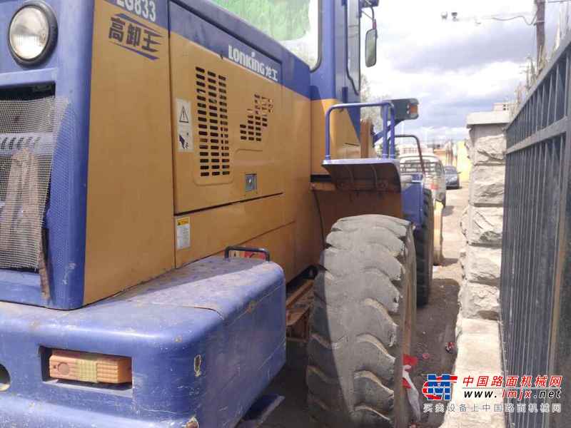 内蒙古出售转让二手10000小时2011年龙工LG833装载机