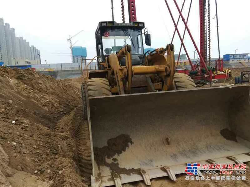 山西出售转让二手19000小时2005年厦工XG953装载机