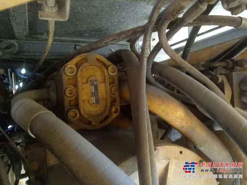黑龙江出售转让二手12000小时2010年柳工CLG855装载机
