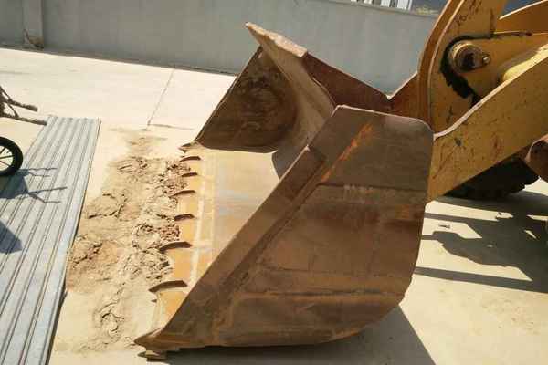 辽宁出售转让二手5000小时2006年柳工ZL50C装载机