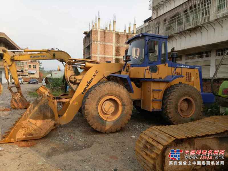 江西出售转让二手8000小时2010年龙工LG850D装载机